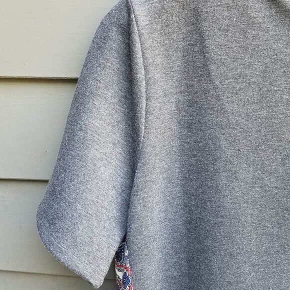 THML Gray Knit Medallion Print Mix it Up Midi Dress size Large - Picture 7 of 9